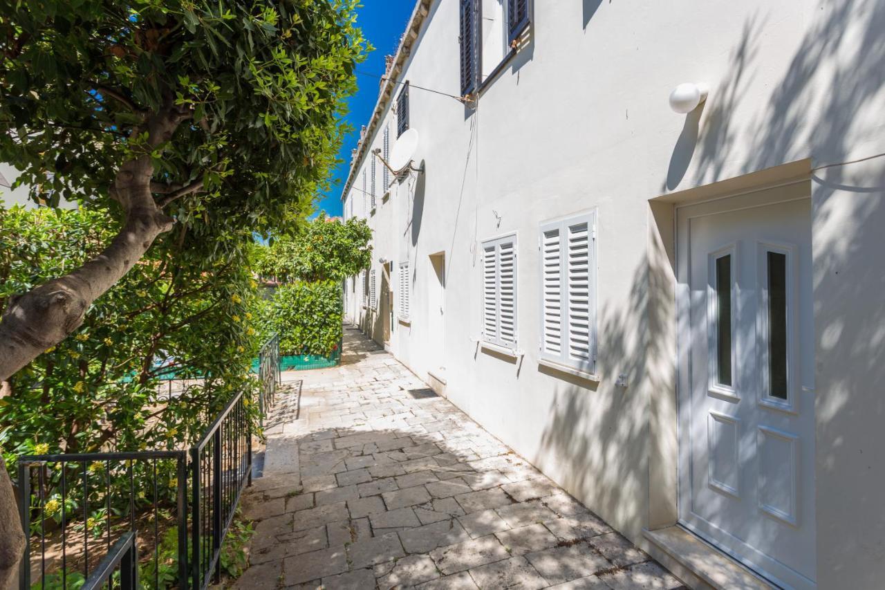 Sunny Apartments Maja Dubrovnik Bagian luar foto