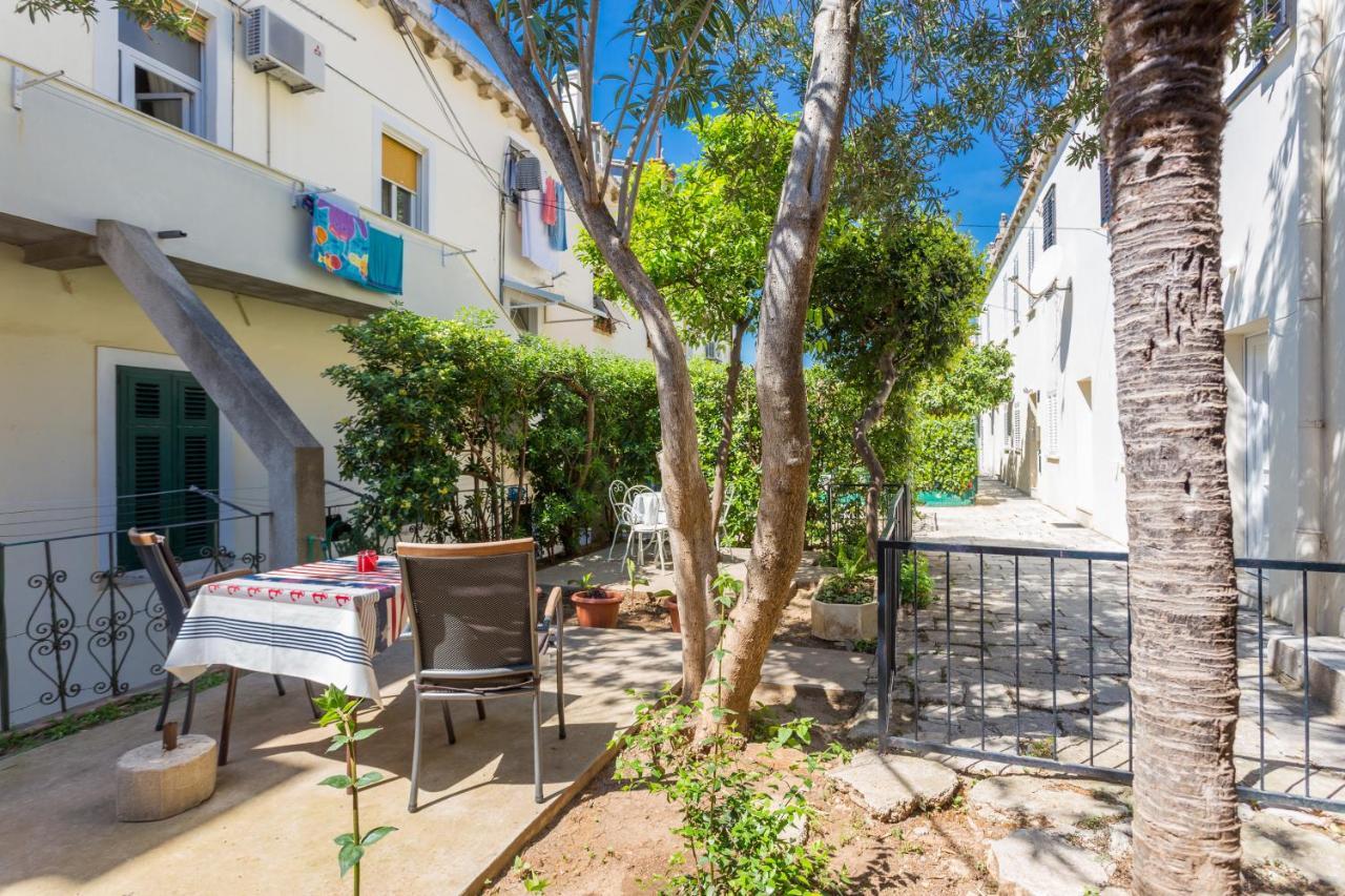 Sunny Apartments Maja Dubrovnik Bagian luar foto