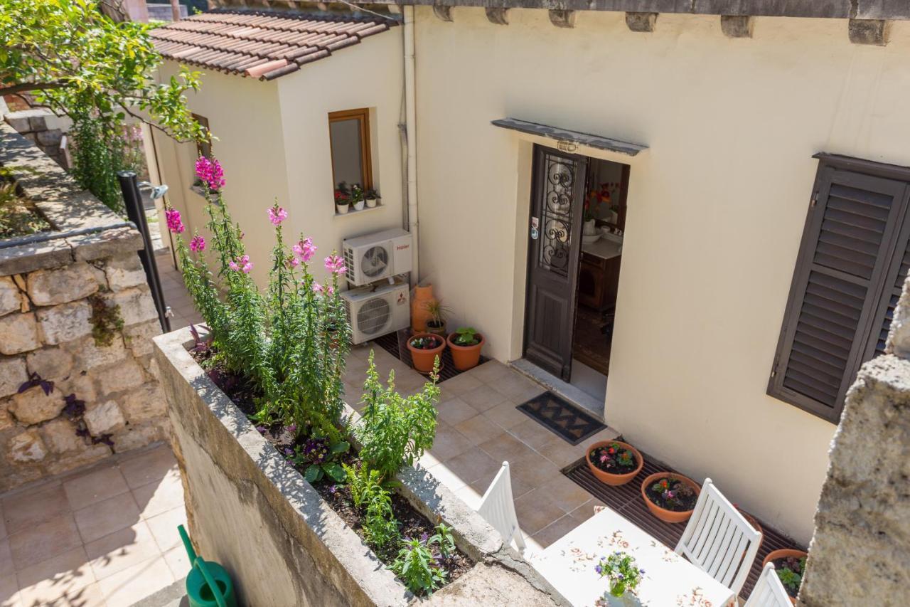 Sunny Apartments Maja Dubrovnik Bagian luar foto